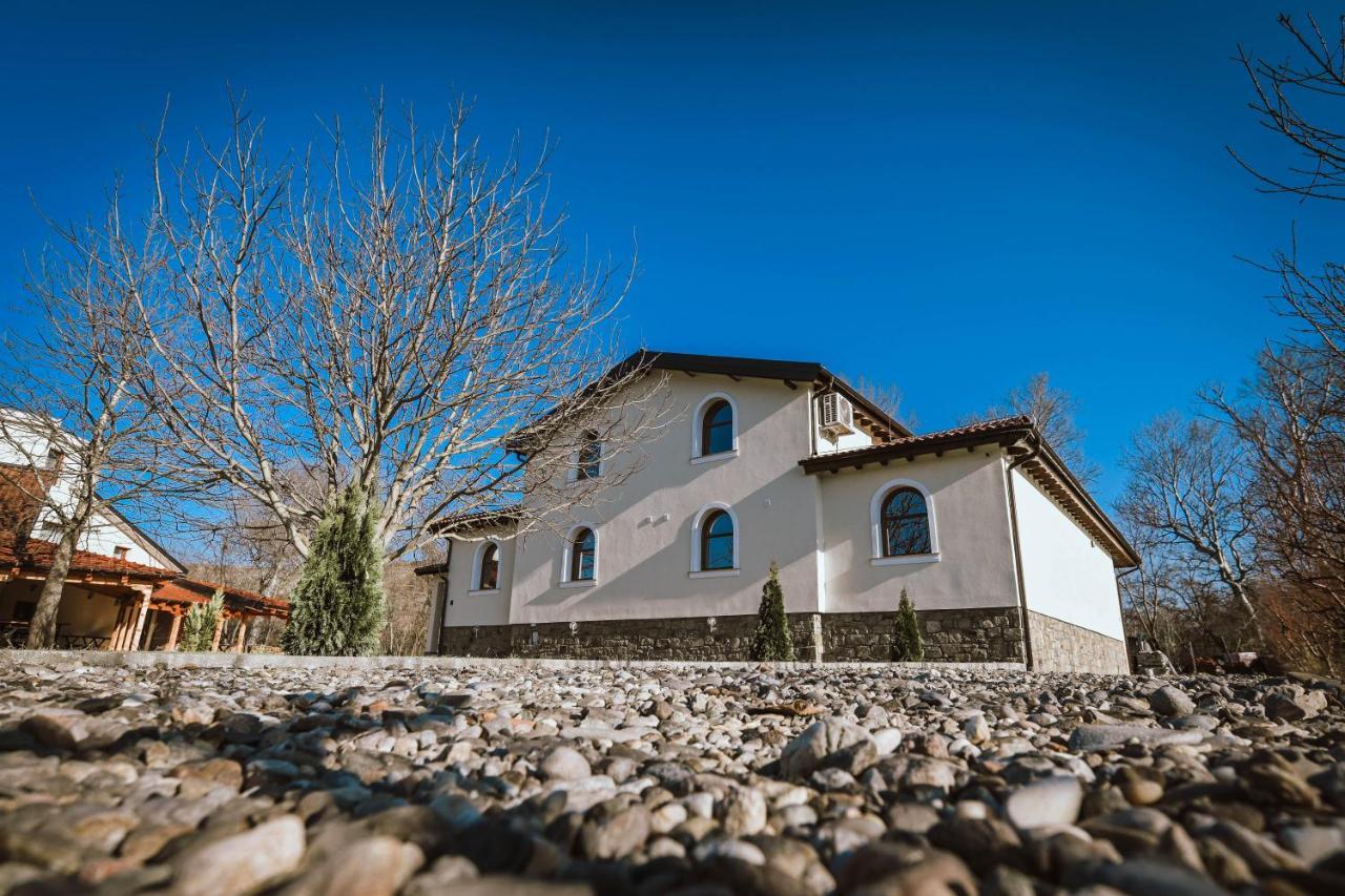 Lazar Winery Tourism B&B Rosoman Exterior photo